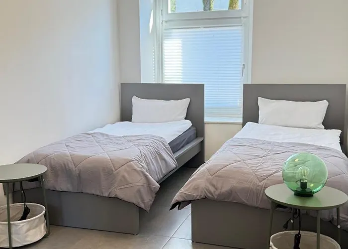 Five شقة وبرتال